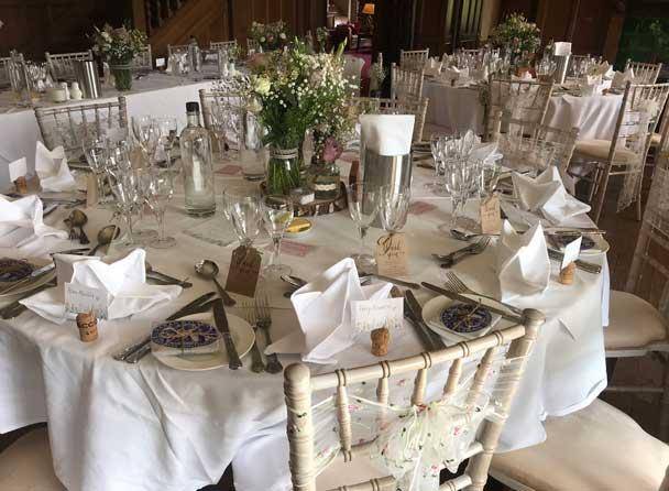 Cragwood round table wedding breakfast image